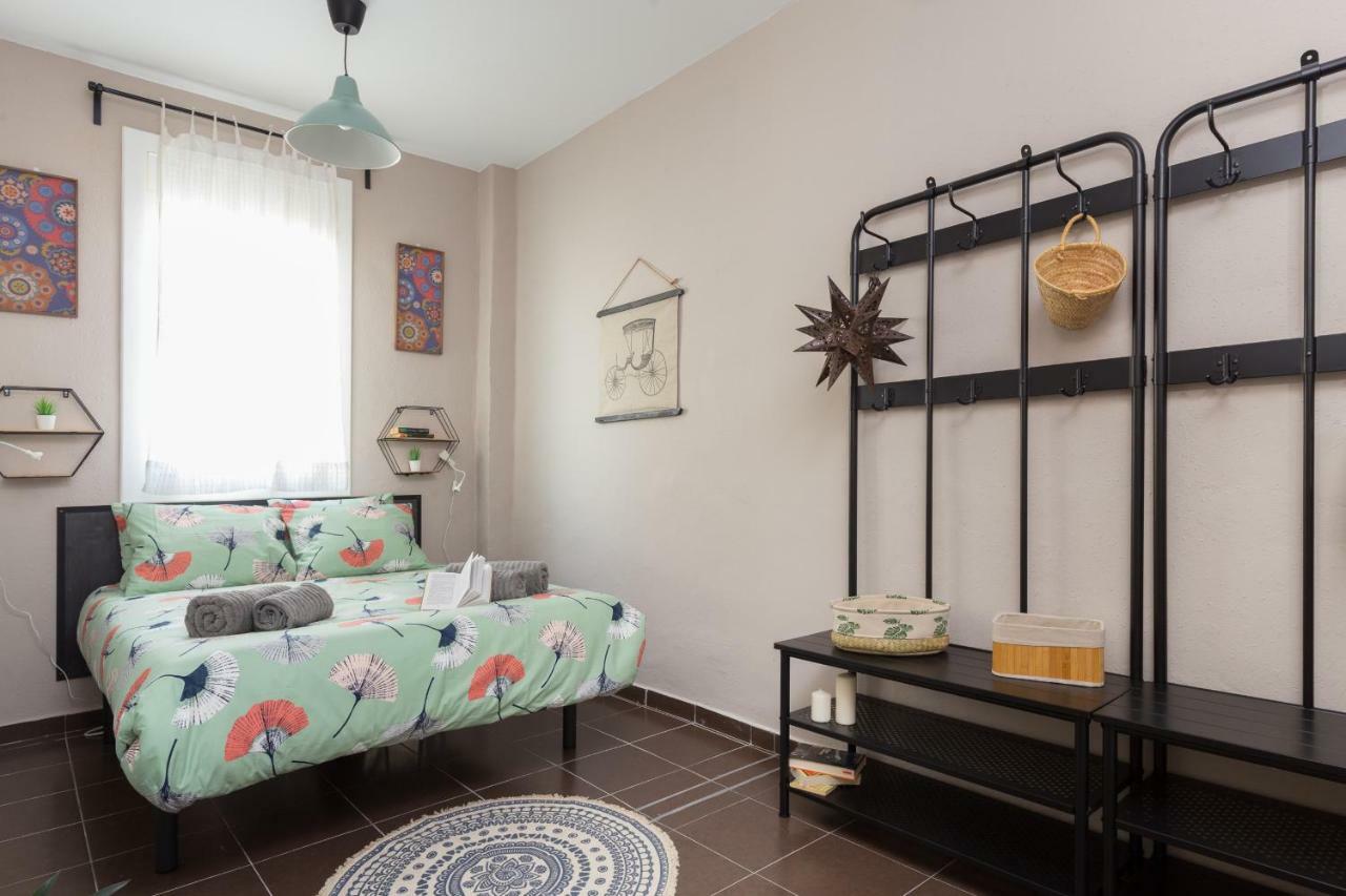 Friendly Family Poble-Sec Apartment บาร์เซโลนา ภายนอก รูปภาพ